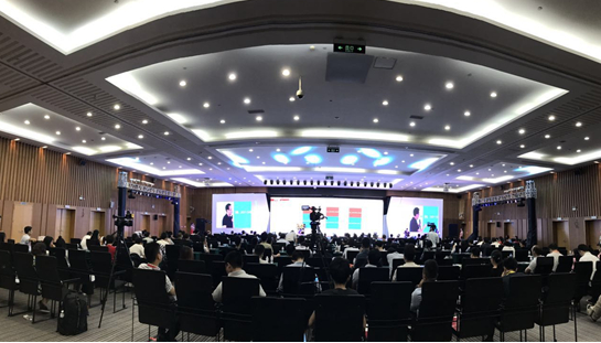 马自强受邀访广州建博会，畅谈互联网与智能家居
